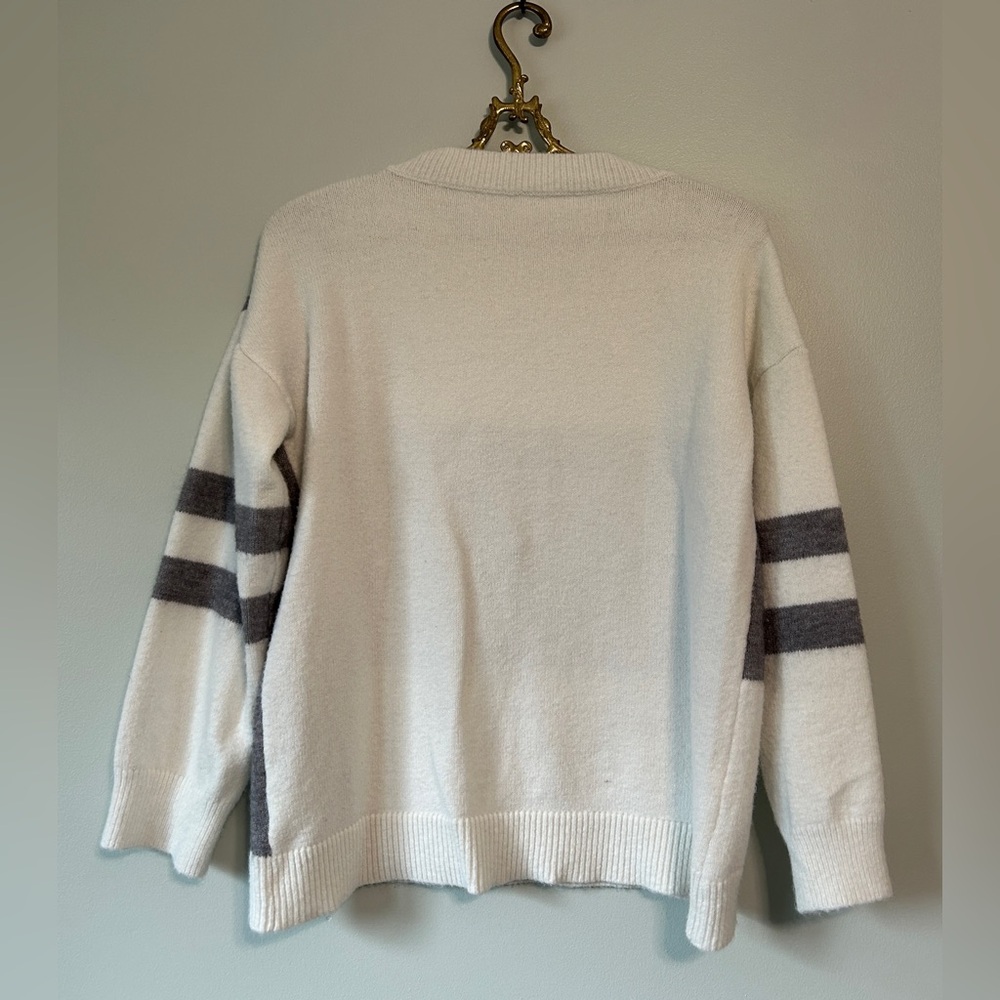 Colorblock asymmetrical sweater - Picture 3 of 4